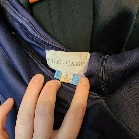 Full length navy off the shoulder gown size 8 - Picture 4 of 4